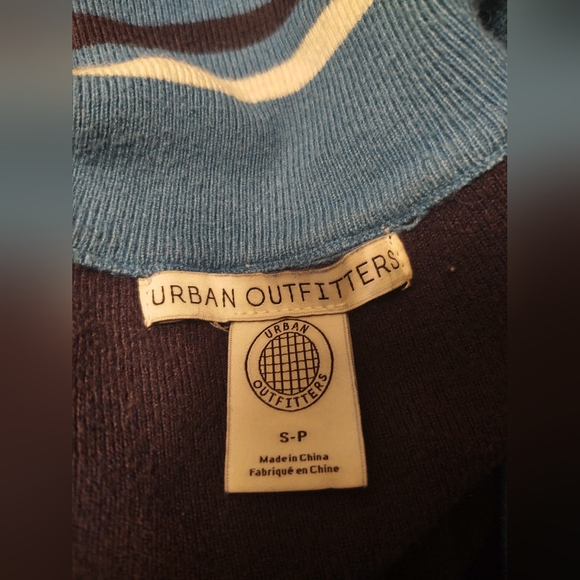 Urban Outfitters Striped Sweater - Picture 6 of 6
